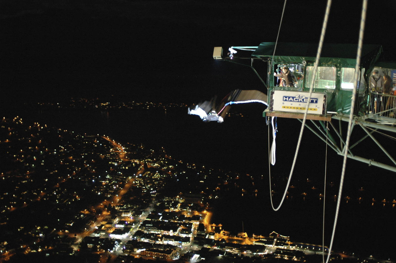 3-2-1-BUNGY!!! Doing The Ledge Bungy above Queenstown, New Zealand